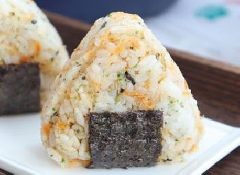 ONIGIRI AU POULET TERIYAKI